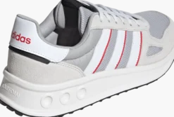 ADIDASrun 84