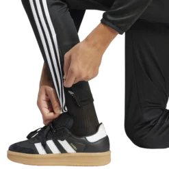 ADIDAStiro essential pant y