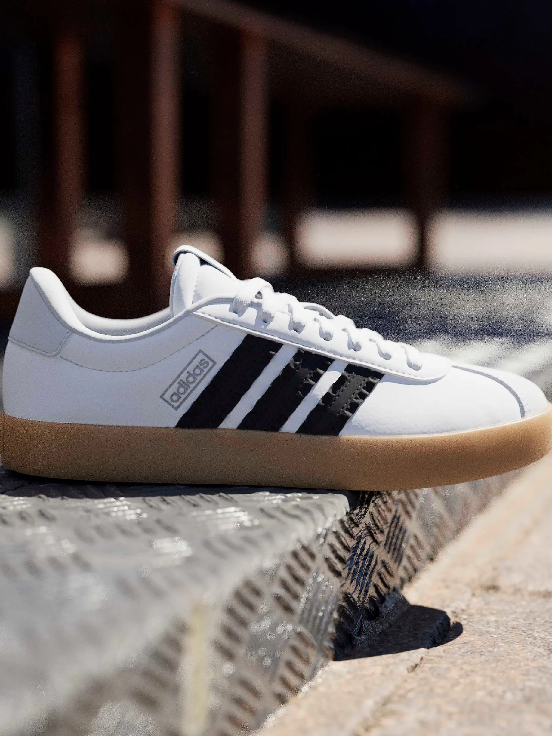 ADIDASvl court 3.0