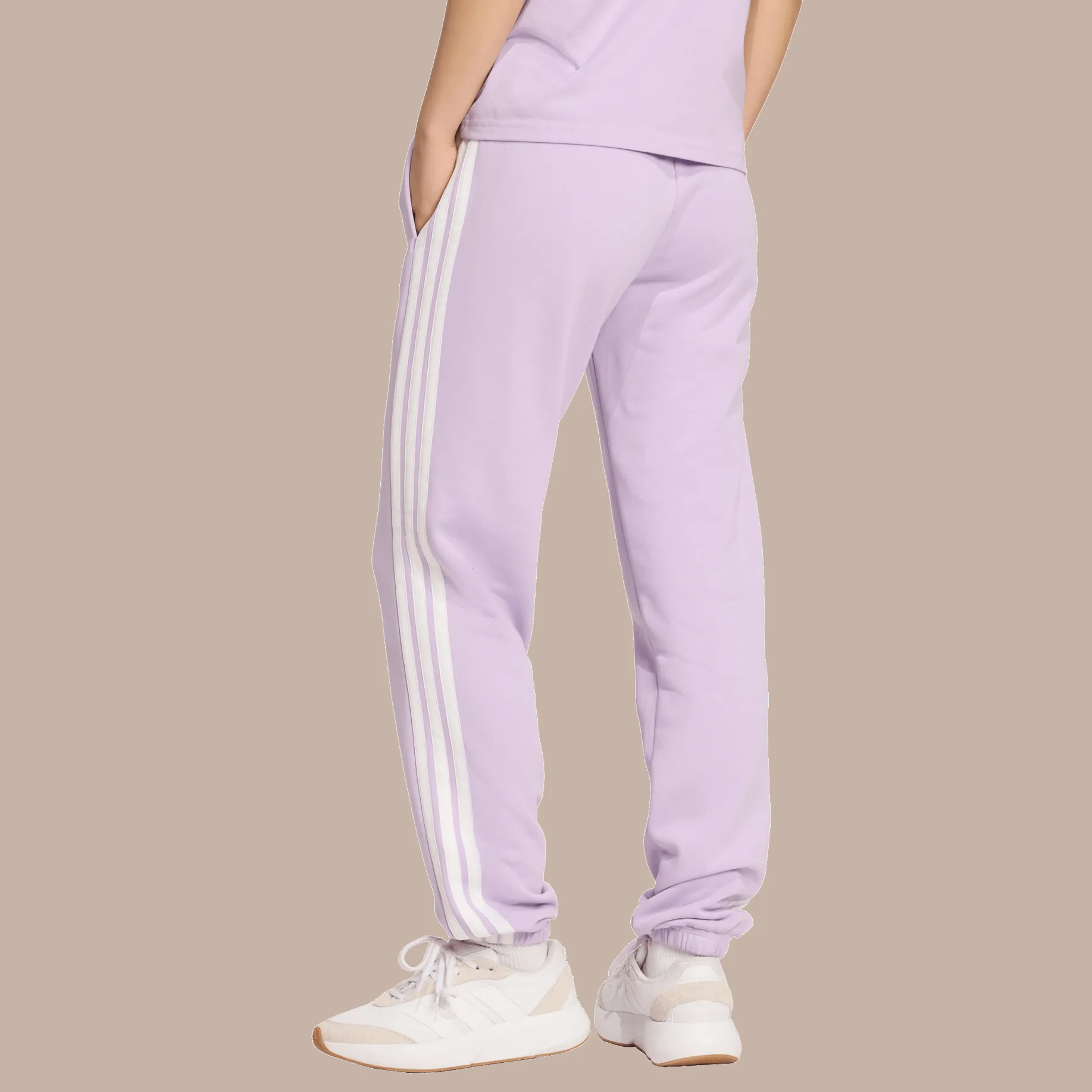 ADIDASw 3s ft cuffed pants