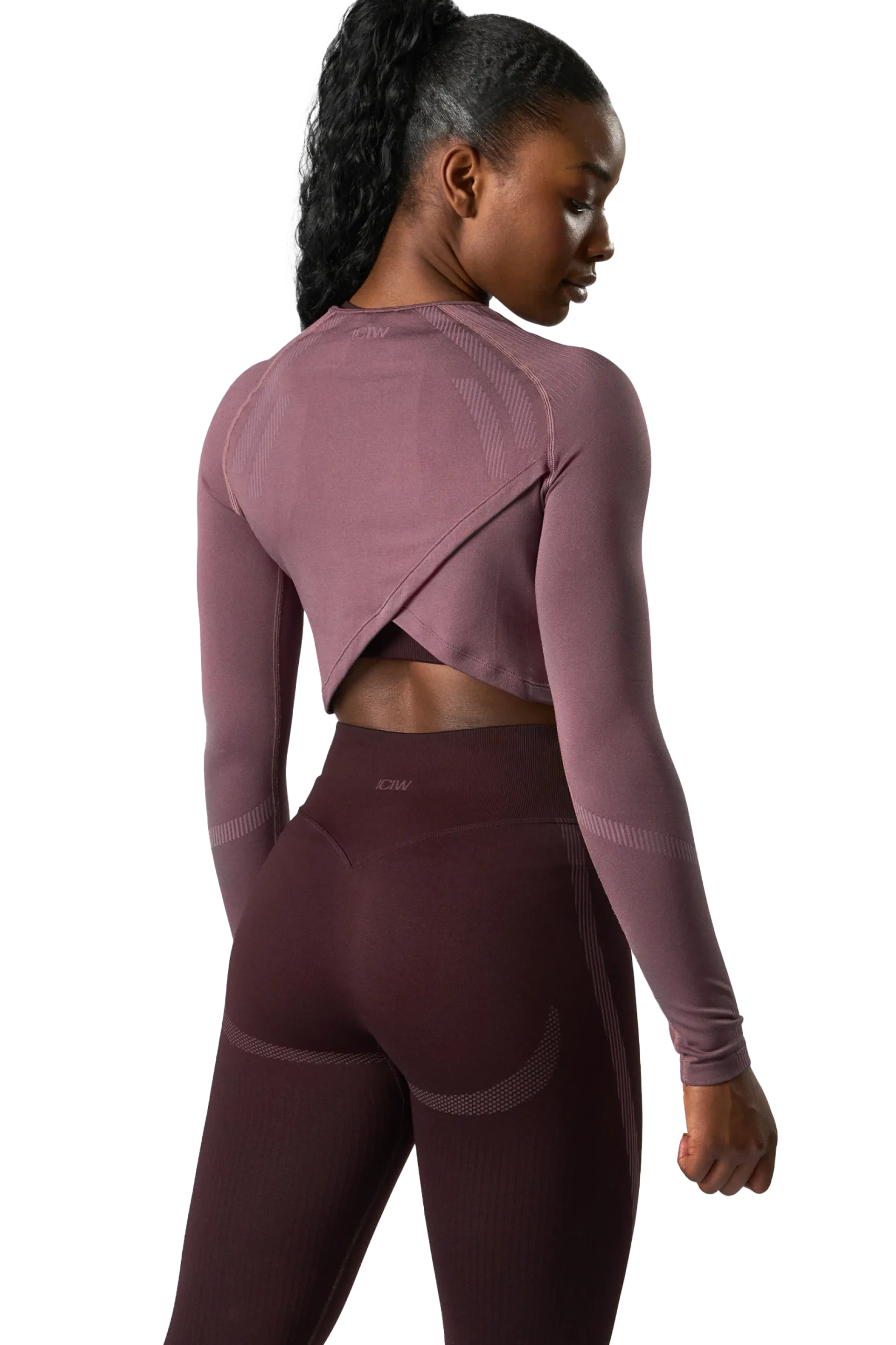 ICANIWILLimpact seamless ls crop top