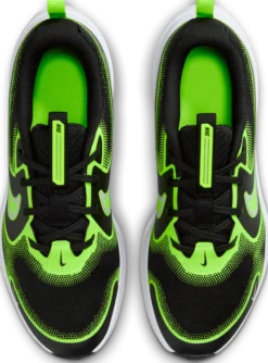 NIKEnike cosmic runner big kids' road r