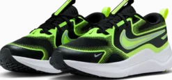NIKEnike cosmic runner big kids' road r