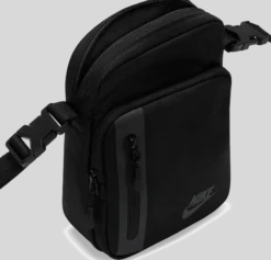 NIKEnike elemental premium crossbody bag
