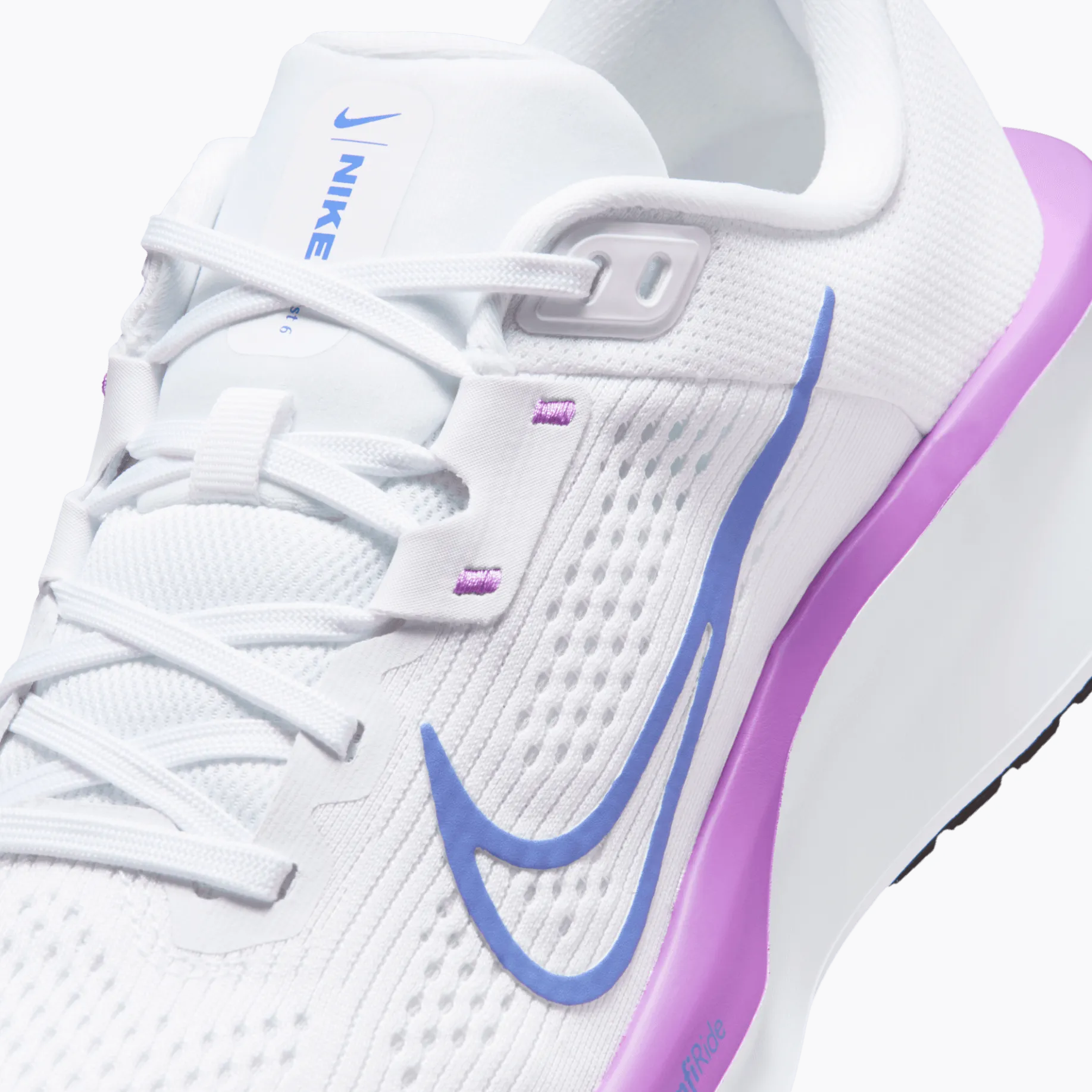 NIKEnike quest 6 w