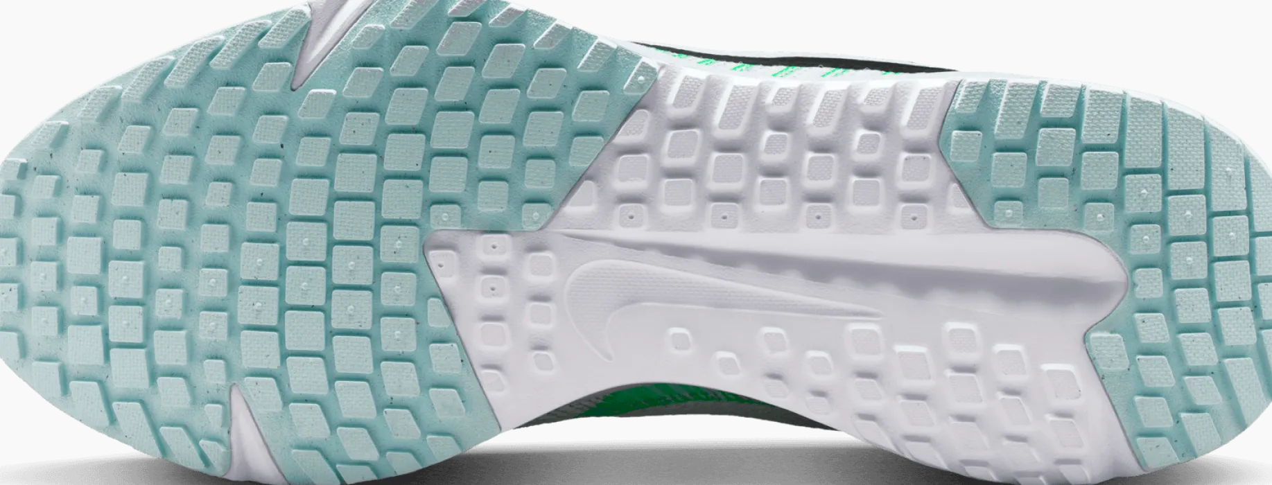 NIKEnike run defy road m