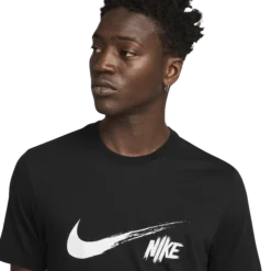 NIKEnk df tee hbr gfx pack m