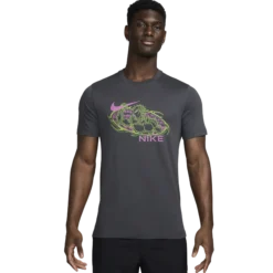 NIKEnk tee wildcard m