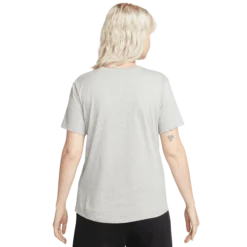 NIKEnsw tee essntl w