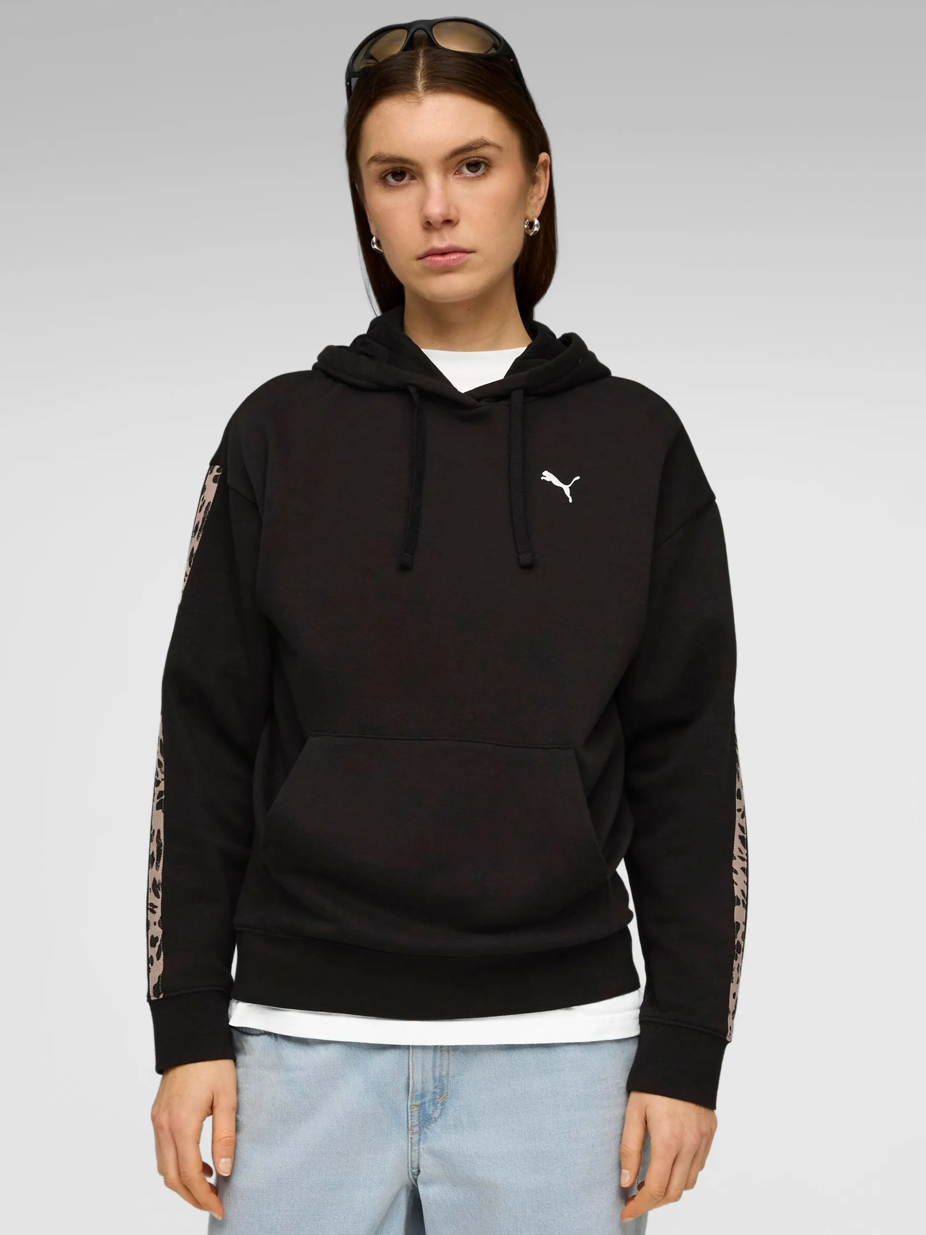 PUMAess graphic hood w
