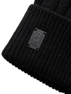 SEGERseg knitted cable beanie sr