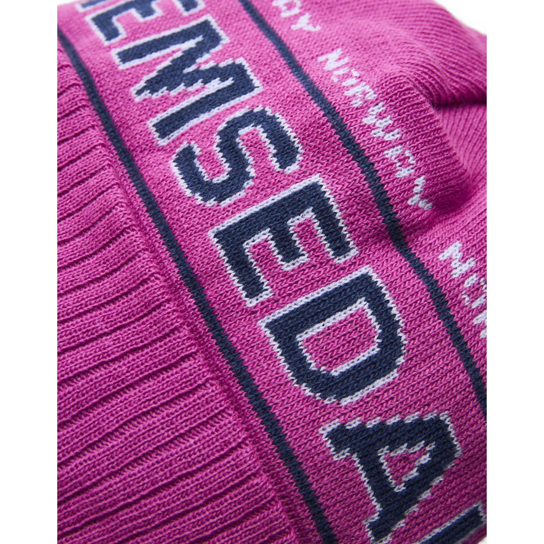 SEGERseg pom beanie hemsedal